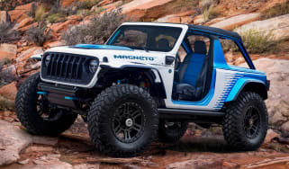 Jeep Wrangler Magneto 2.0 Concept - front